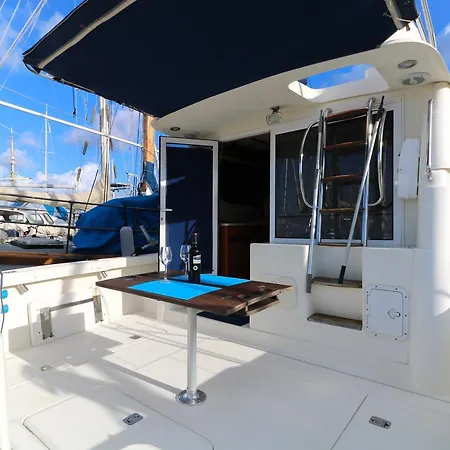 Sport Yacht Xperience Båthotell *